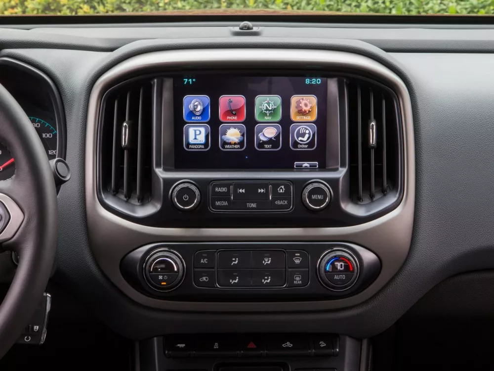 Автомобиль Chevrolet Colorado II Пикап Двойная кабина Crew Cab