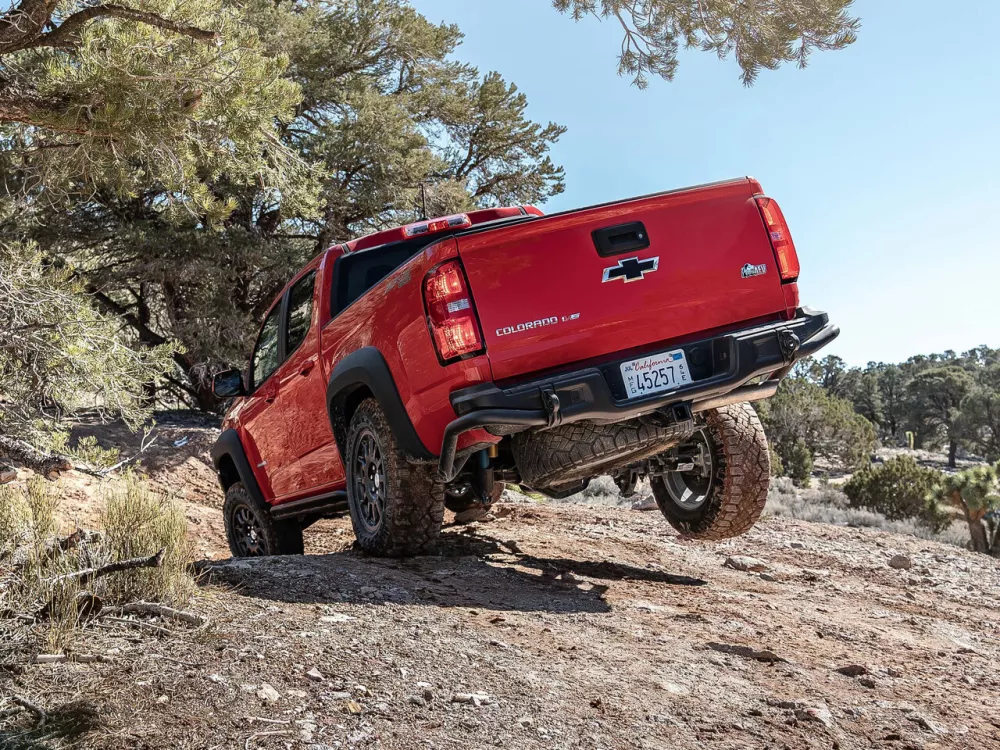 Автомобиль Chevrolet Colorado II Пикап Двойная кабина ZR2 Crew Cab