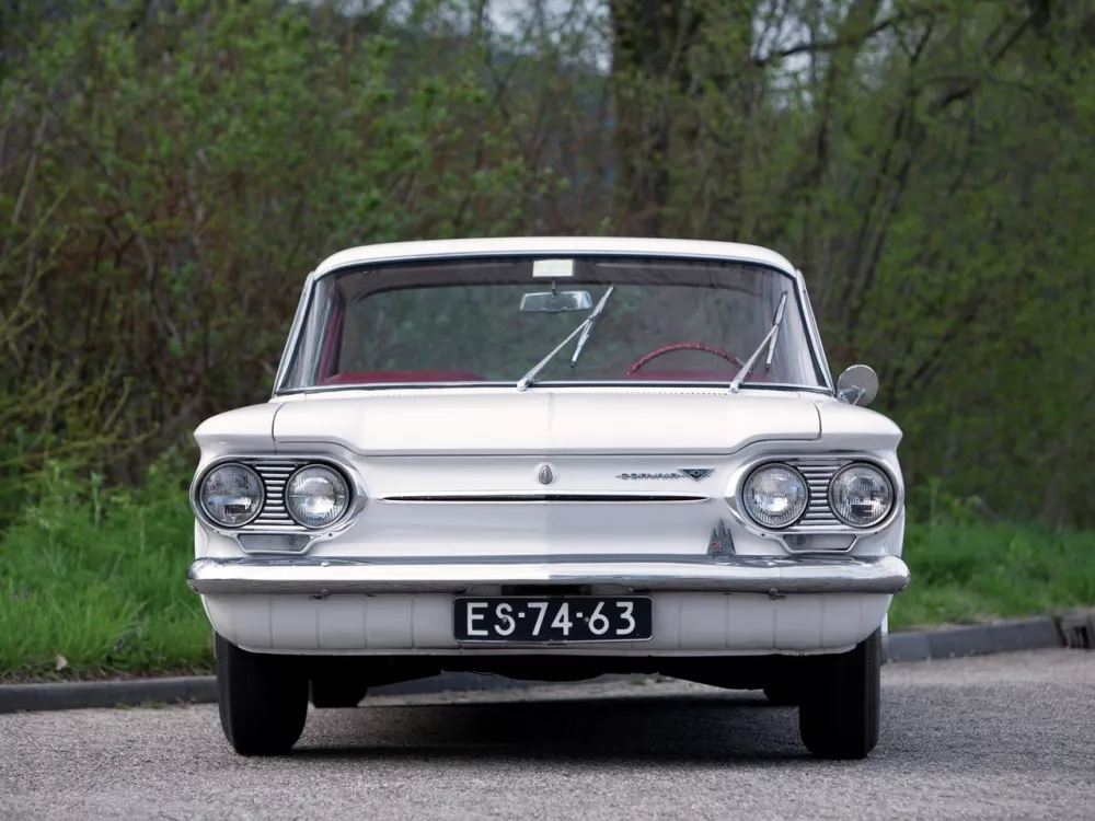 Автомобиль Chevrolet Corvair I Купе