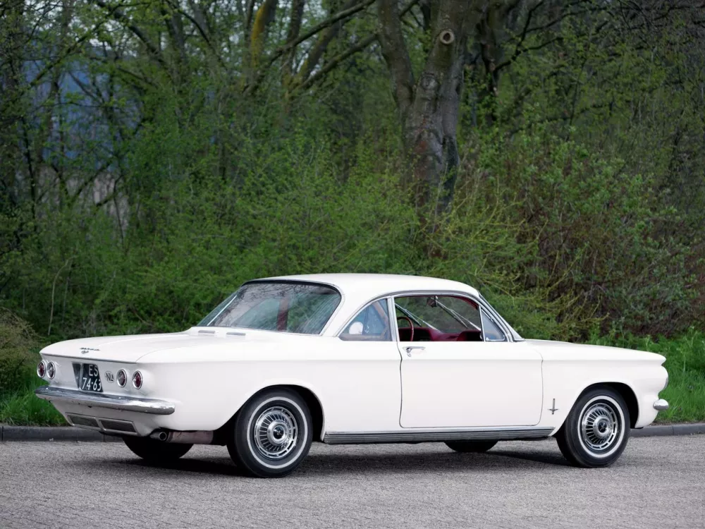 Автомобиль Chevrolet Corvair I Купе