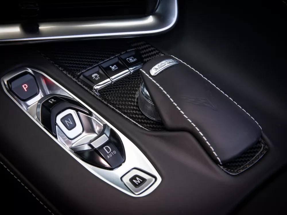 Автомобиль Chevrolet Corvette C8 Кабриолет