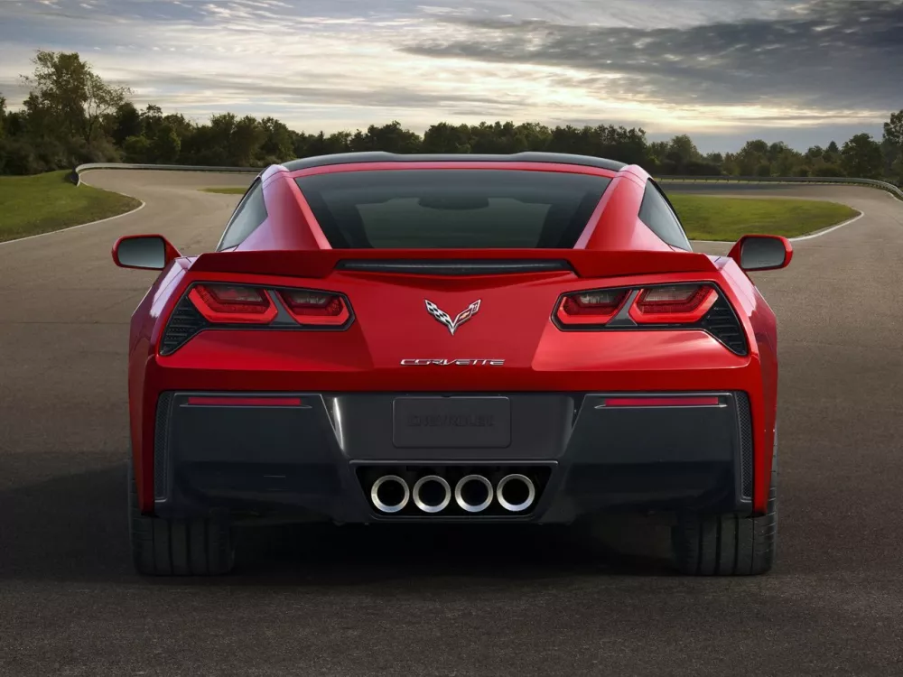 Автомобиль Chevrolet Corvette C7 Купе
