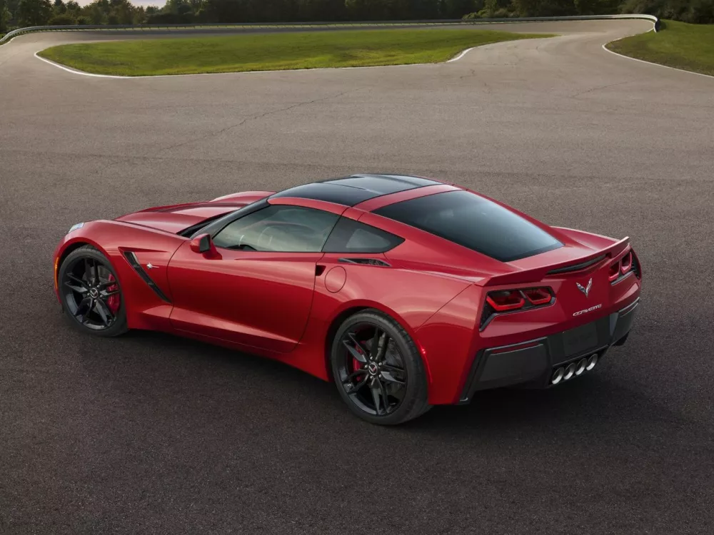 Автомобиль Chevrolet Corvette C7 Купе