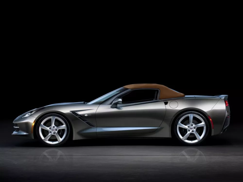 Автомобиль Chevrolet Corvette C7 Кабриолет