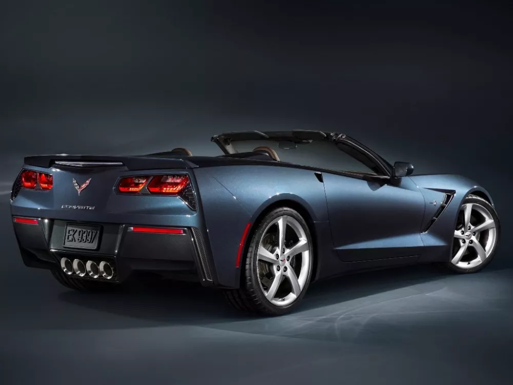 Автомобиль Chevrolet Corvette C7 Кабриолет