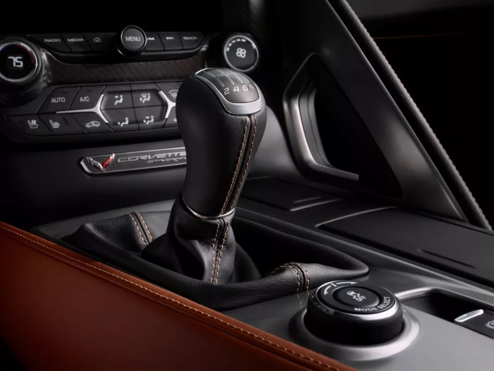 Автомобиль Chevrolet Corvette C7 Кабриолет