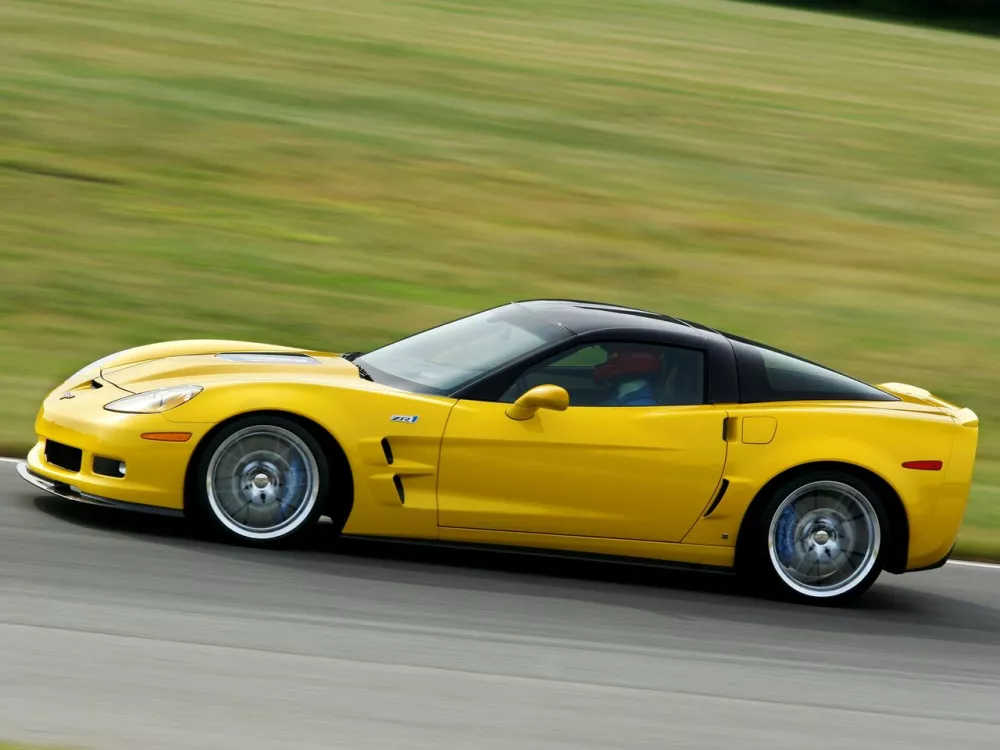 Автомобиль Chevrolet Corvette C6 Тарга
