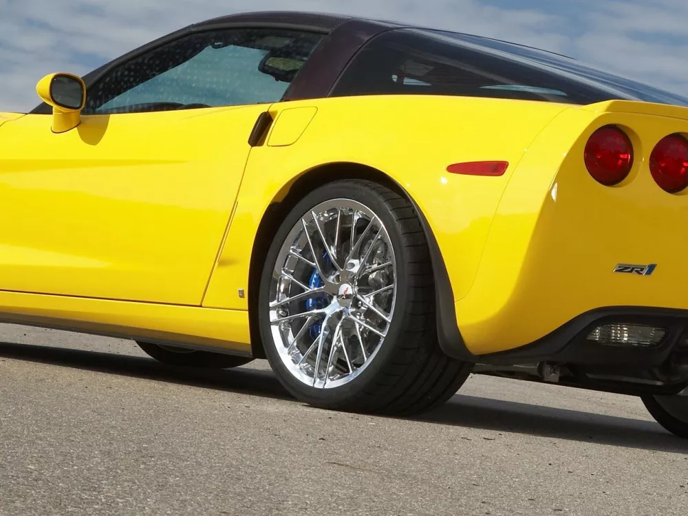 Автомобиль Chevrolet Corvette C6 Тарга