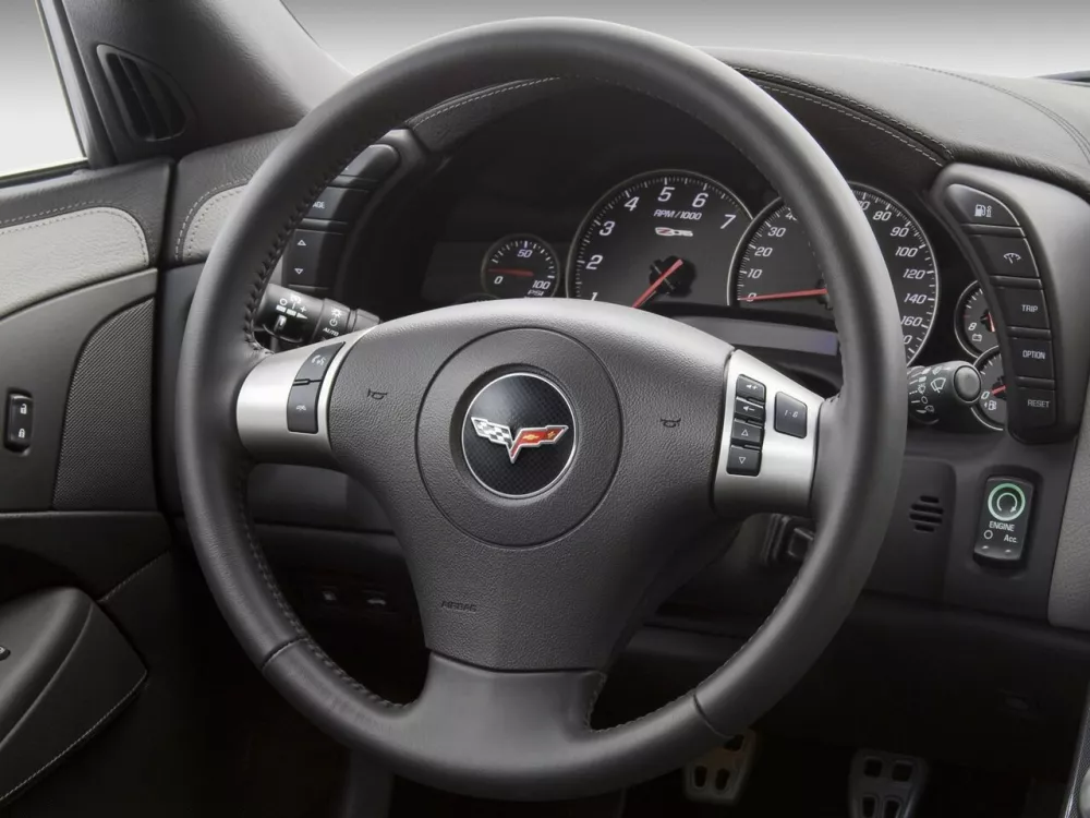 Автомобиль Chevrolet Corvette C6 Тарга