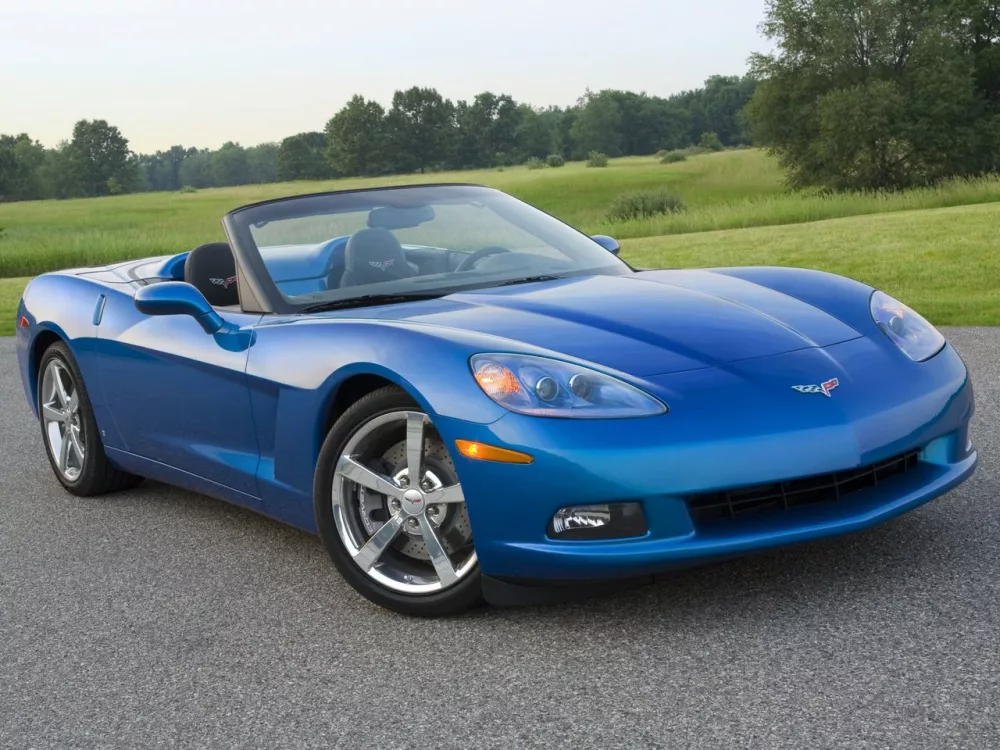 Автомобиль Chevrolet Corvette C6 Кабриолет