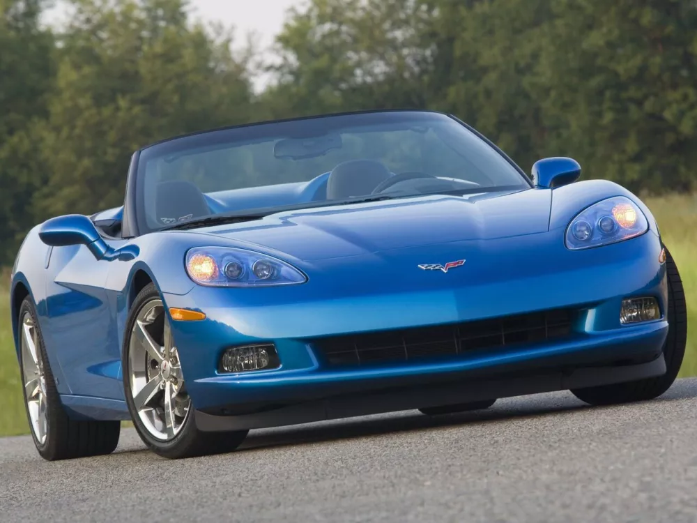 Автомобиль Chevrolet Corvette C6 Кабриолет