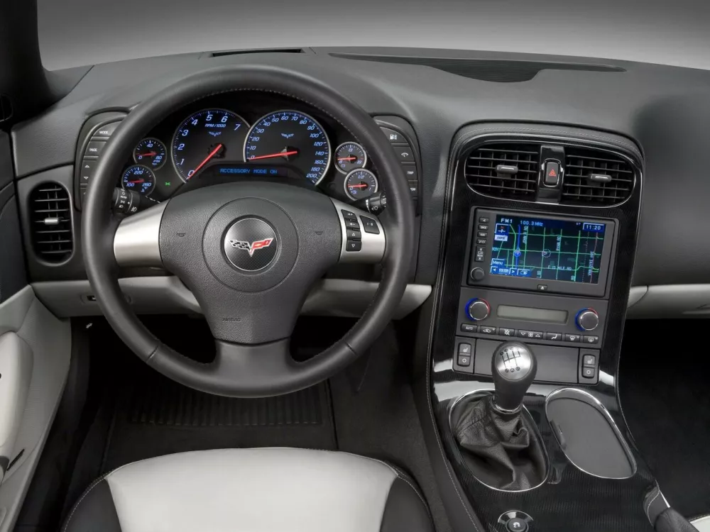 Автомобиль Chevrolet Corvette C6 Кабриолет