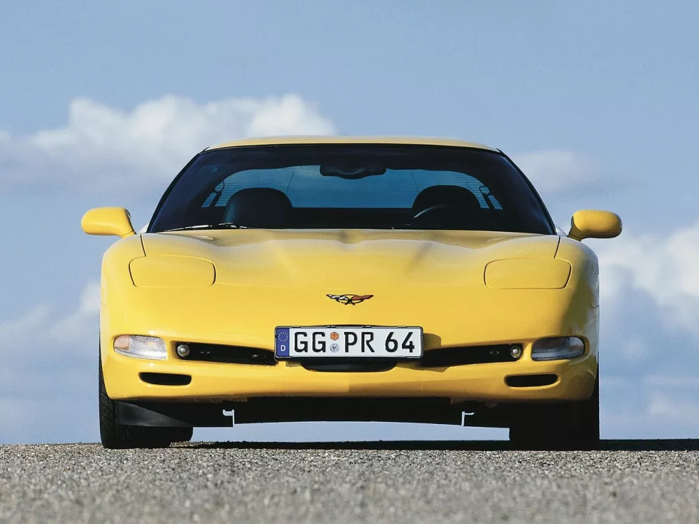 Автомобиль Chevrolet Corvette C5 Купе