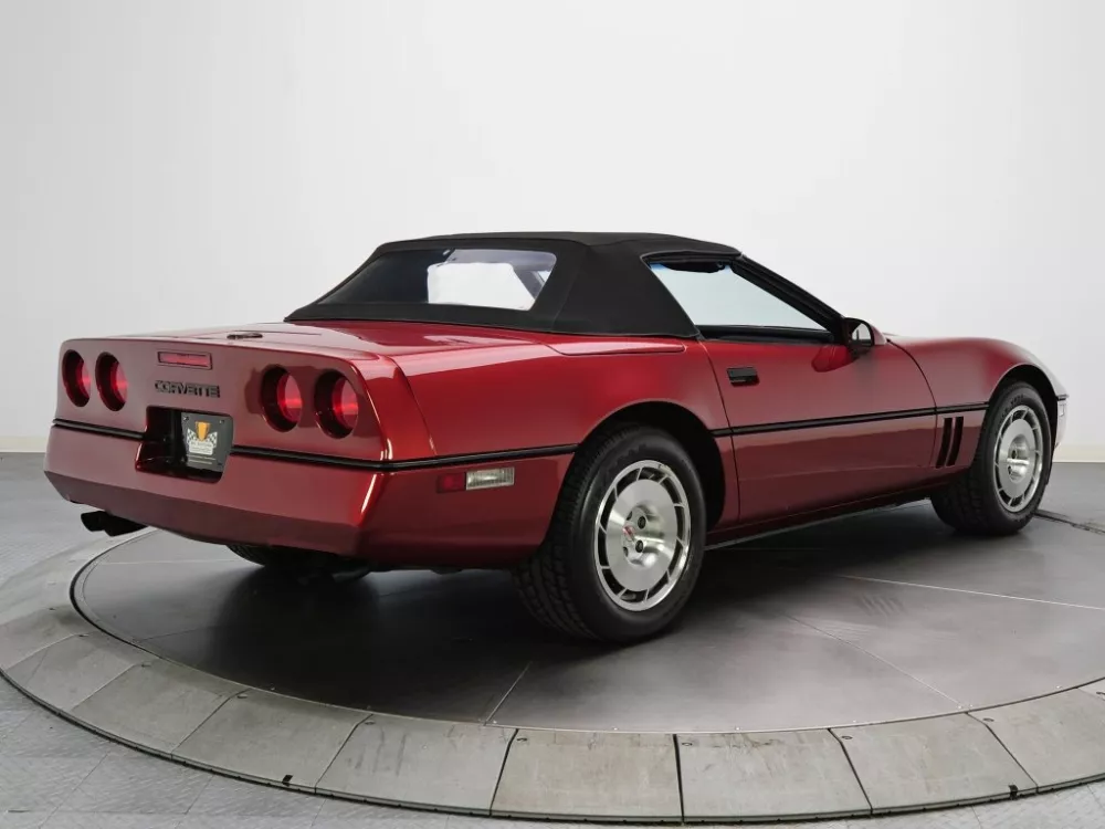 Автомобиль Chevrolet Corvette C4 Кабриолет