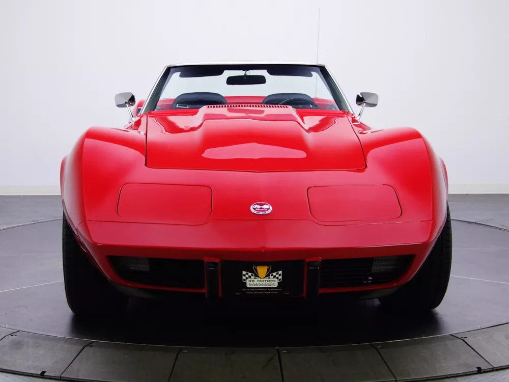 Автомобиль Chevrolet Corvette C3 Кабриолет