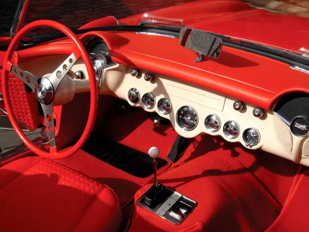 Автомобиль Chevrolet Corvette C1 Купе