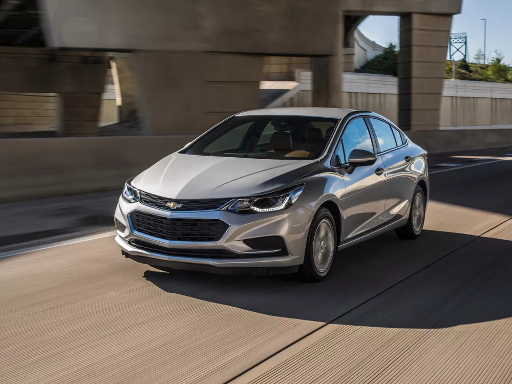 Автомобиль Chevrolet Cruze II Седан