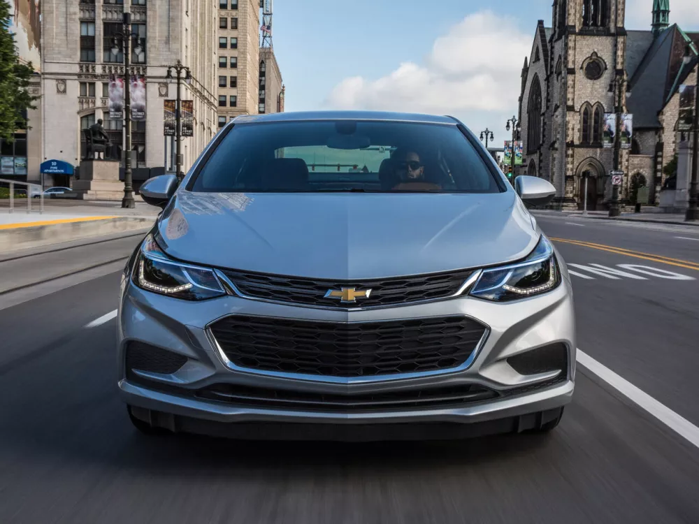 Автомобиль Chevrolet Cruze II Седан