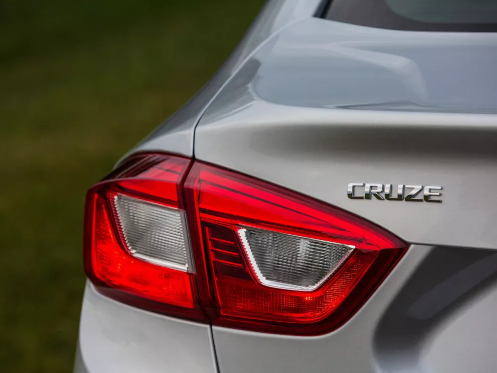 Автомобиль Chevrolet Cruze II Седан