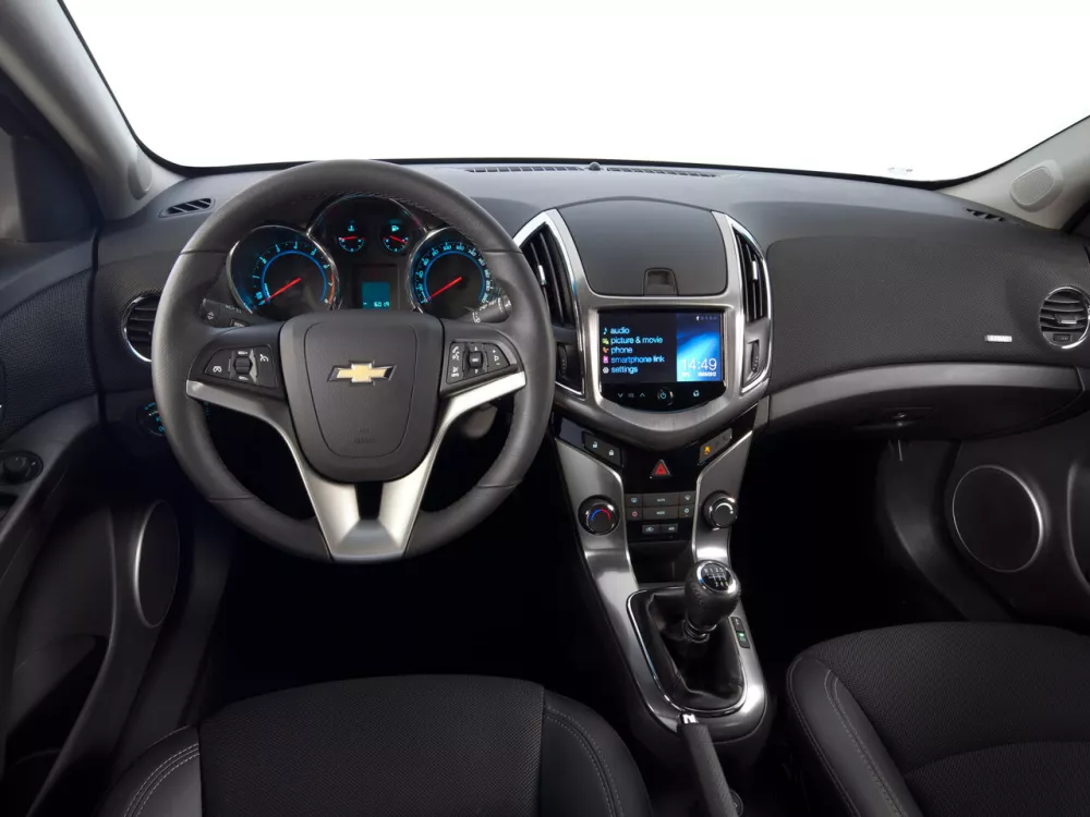 Автомобиль Chevrolet Cruze I Рестайлинг Хэтчбек (5 дверей)