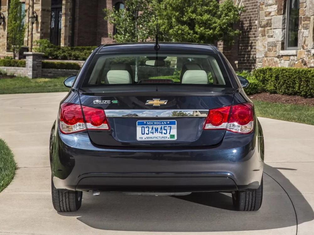 Автомобиль Chevrolet Cruze I Рестайлинг Седан