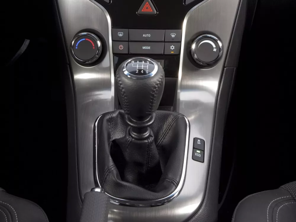Автомобиль Chevrolet Cruze I Рестайлинг Седан