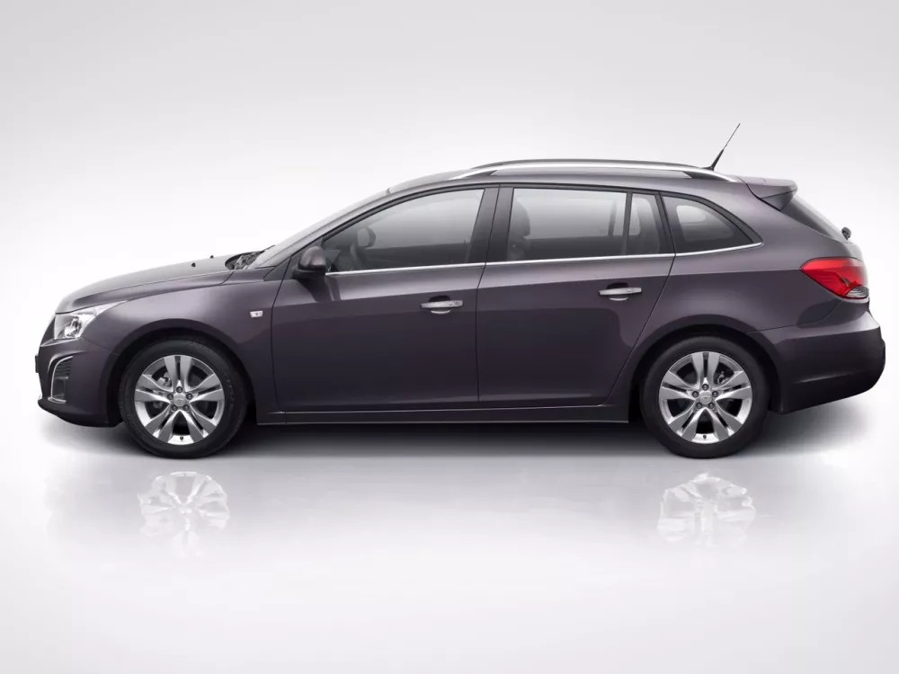 Автомобиль Chevrolet Cruze I Рестайлинг Универсал (5 дверей)