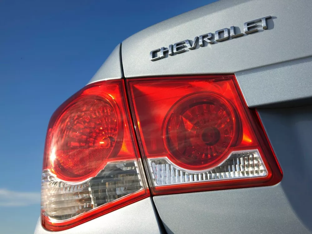Автомобиль Chevrolet Cruze I Седан