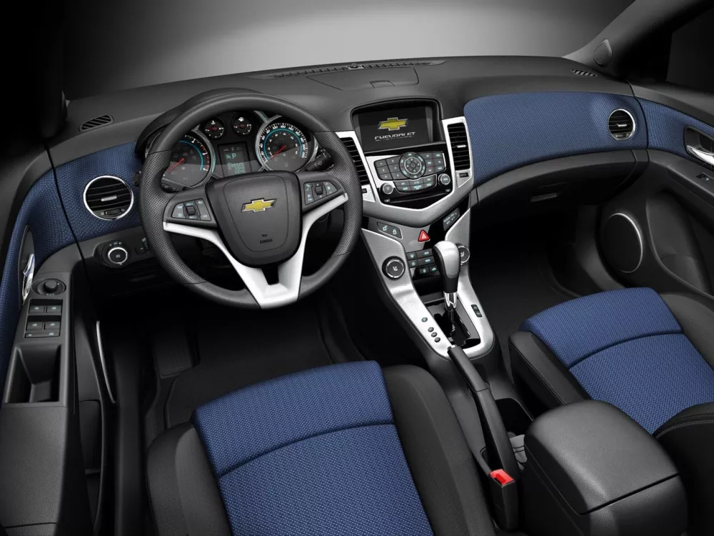 Автомобиль Chevrolet Cruze I Седан