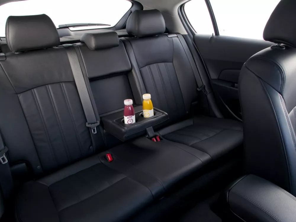 Автомобиль Chevrolet Cruze I Хэтчбек (5 дверей)