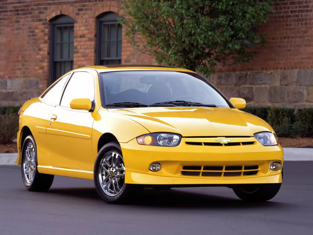 Автомобиль Chevrolet Cavalier III Купе