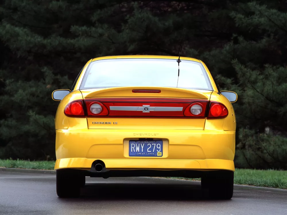 Автомобиль Chevrolet Cavalier III Купе
