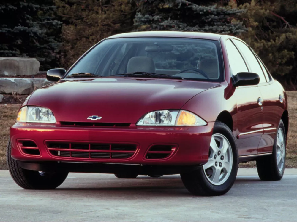 Автомобиль Chevrolet Cavalier III Седан