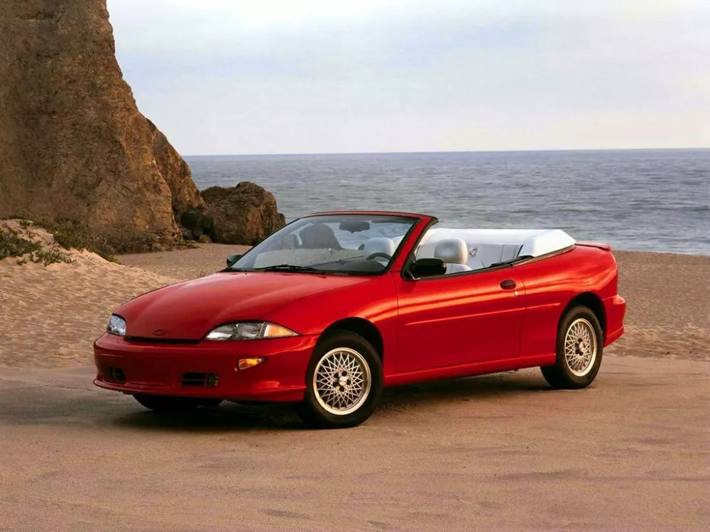Автомобиль Chevrolet Cavalier III Кабриолет