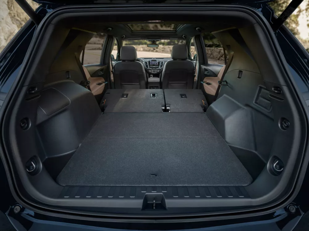 Автомобиль Chevrolet Equinox III Рестайлинг Внедорожник (5 дверей)