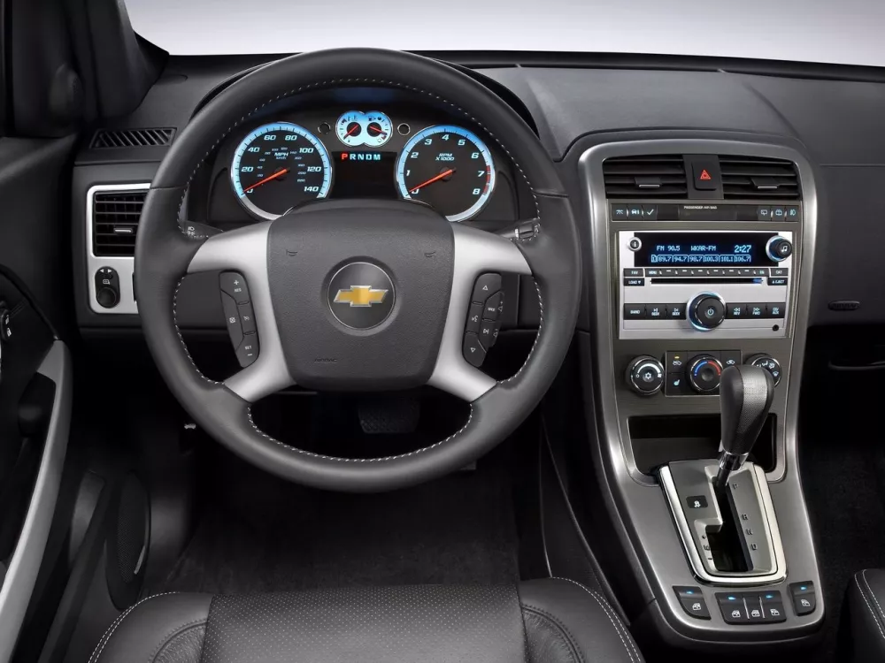 Автомобиль Chevrolet Equinox I Внедорожник (5 дверей)