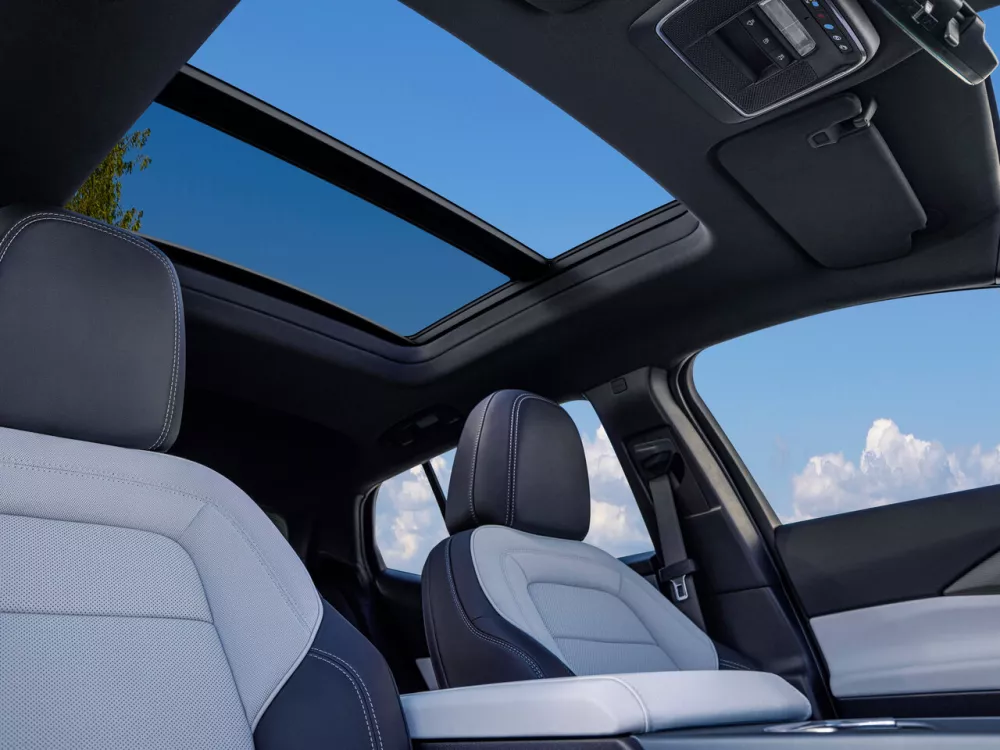 Автомобиль Chevrolet Equinox EV Внедорожник (5 дверей)