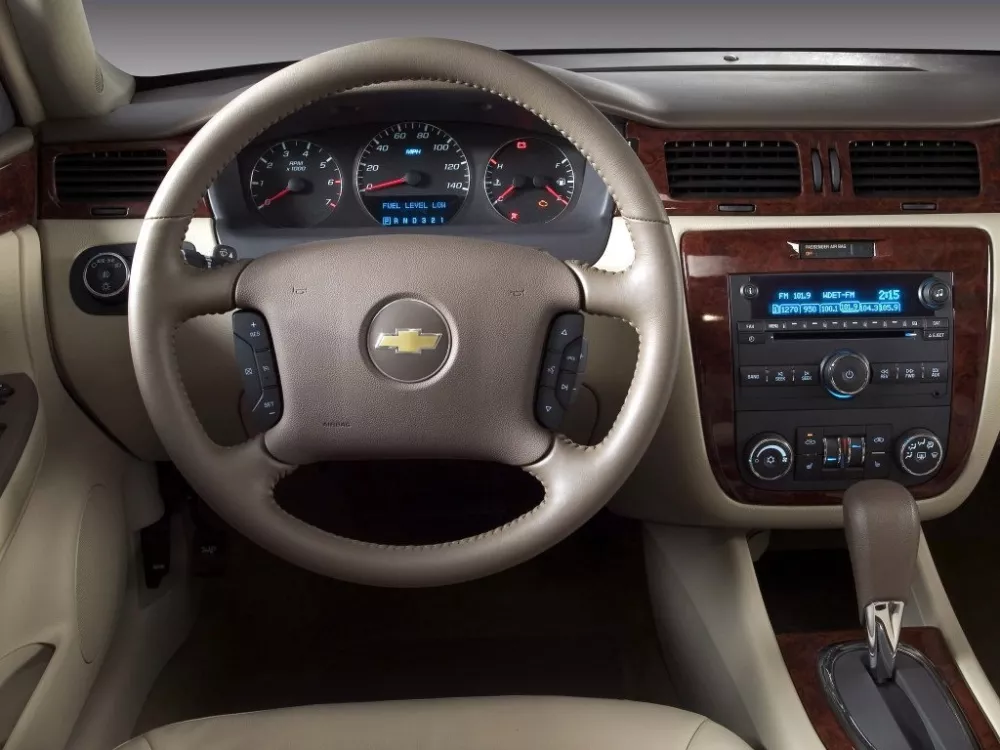 Автомобиль Chevrolet Impala IX Седан