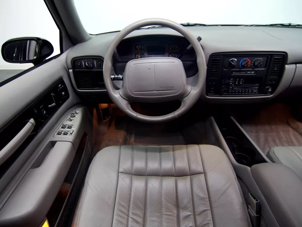 Автомобиль Chevrolet Impala VII Седан