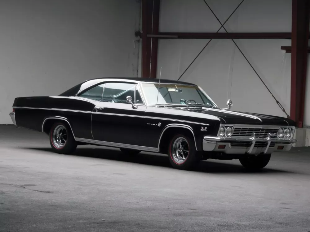 Автомобиль Chevrolet Impala IV Купе-хардтоп