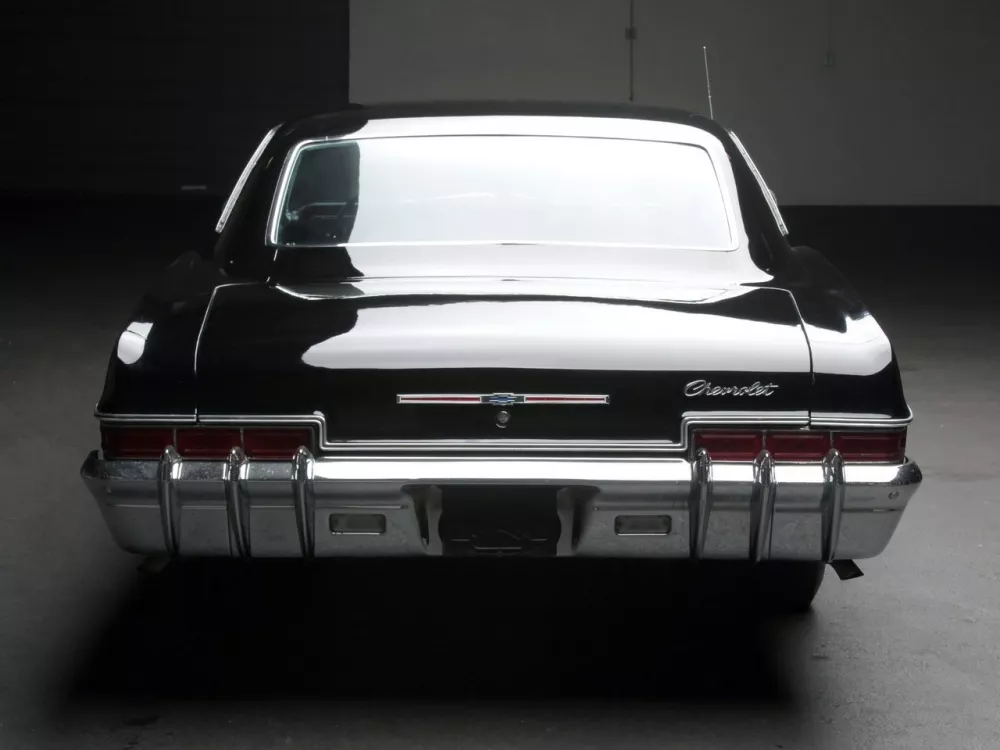 Автомобиль Chevrolet Impala IV Купе-хардтоп