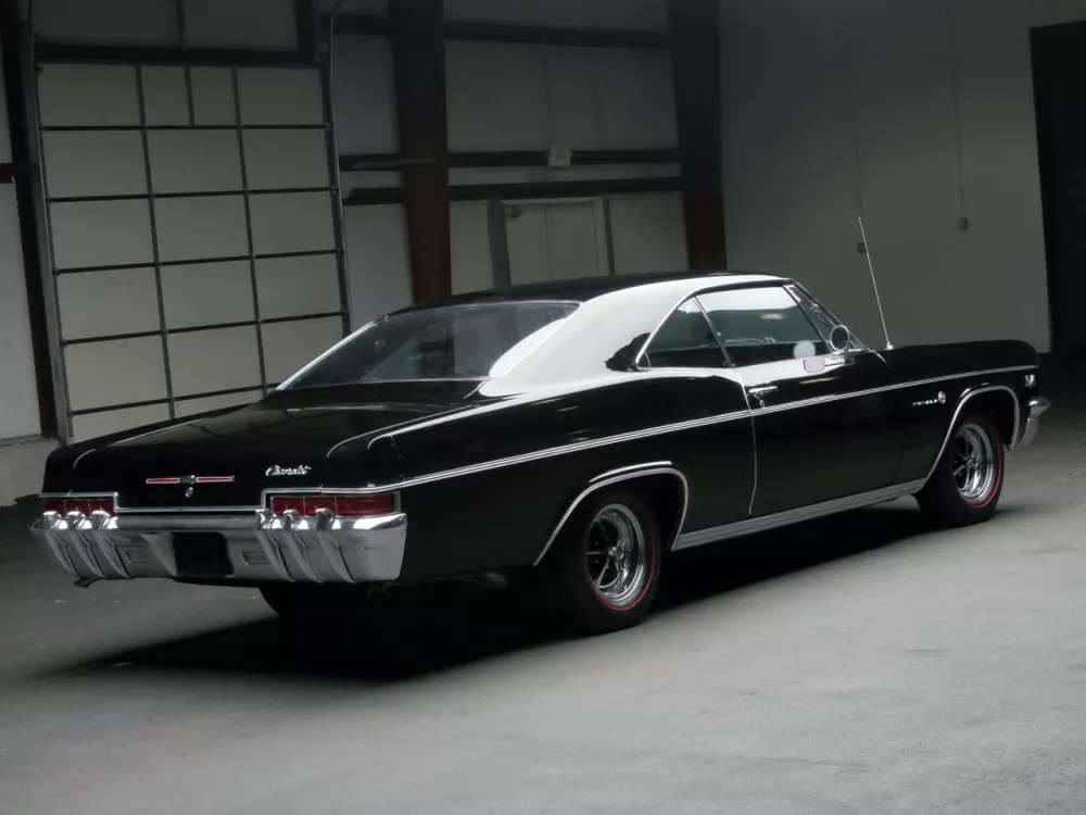 Автомобиль Chevrolet Impala IV Купе-хардтоп