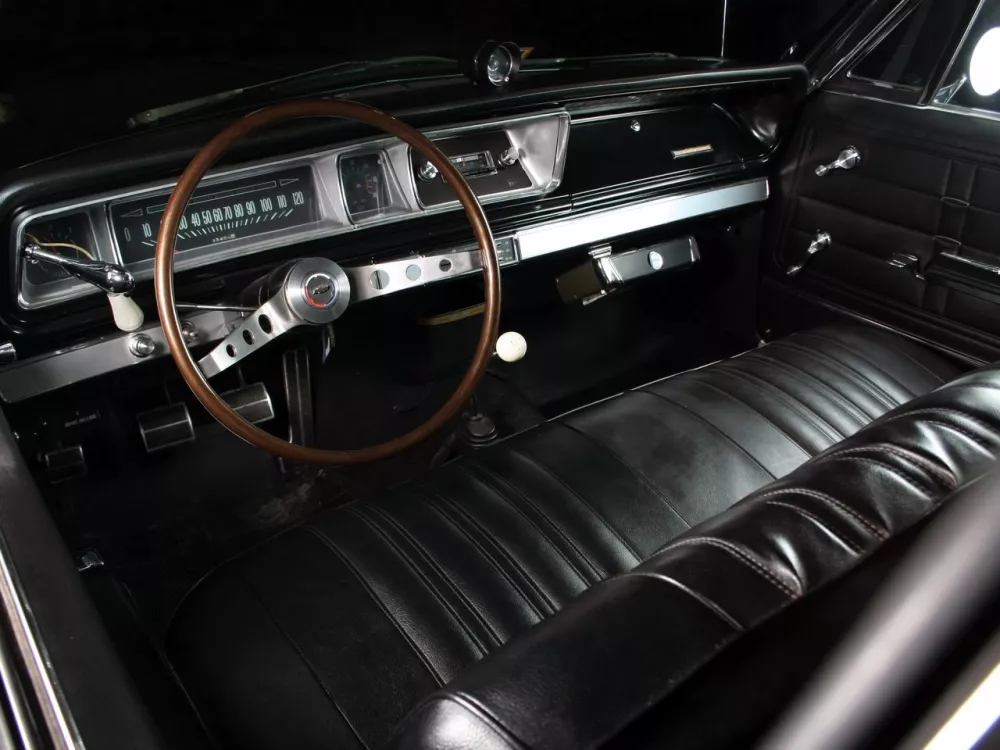 Автомобиль Chevrolet Impala IV Купе-хардтоп
