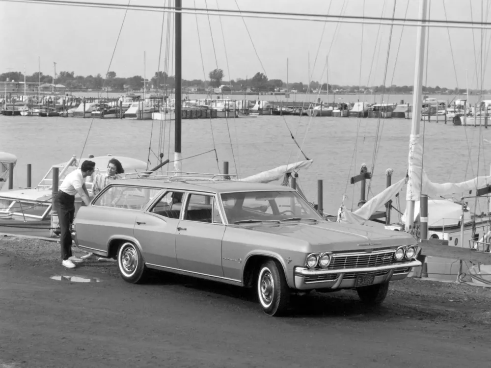 Автомобиль Chevrolet Impala IV Универсал (5 дверей)