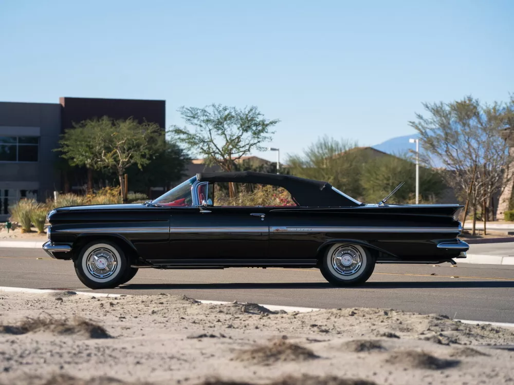 Автомобиль Chevrolet Impala II Кабриолет