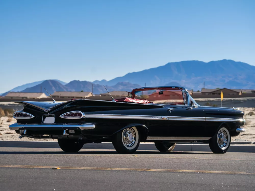 Автомобиль Chevrolet Impala II Кабриолет