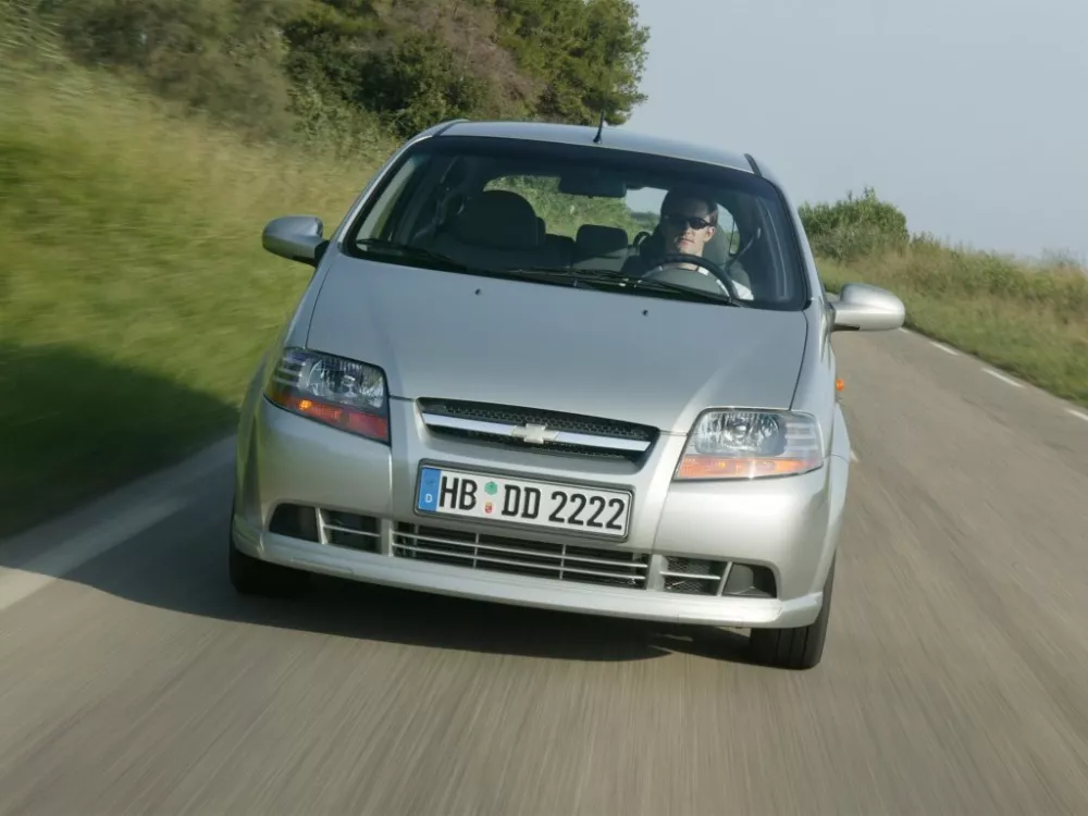 Автомобиль Chevrolet Kalos Хэтчбек (3 двери)