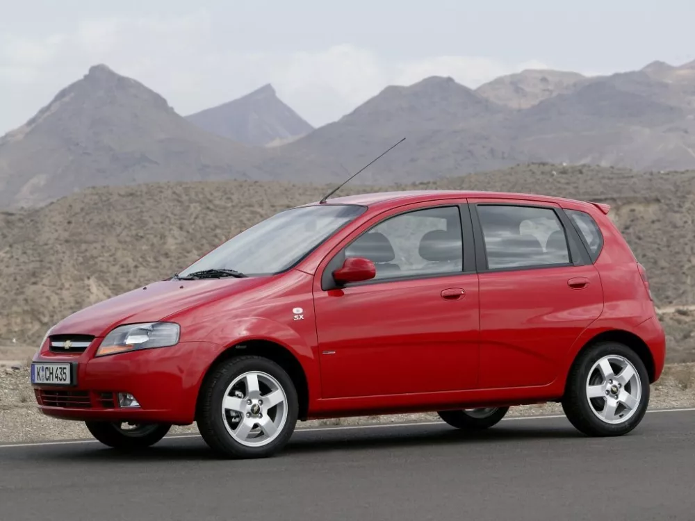 Автомобиль Chevrolet Kalos Хэтчбек (5 дверей)