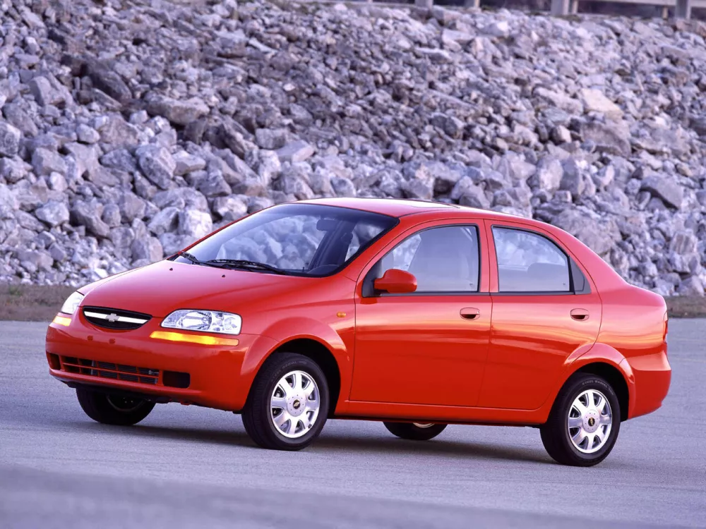 Автомобиль Chevrolet Kalos Седан