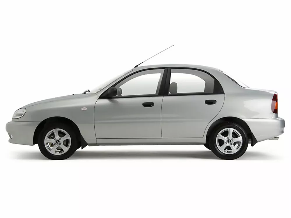 Автомобиль Chevrolet Lanos I Седан